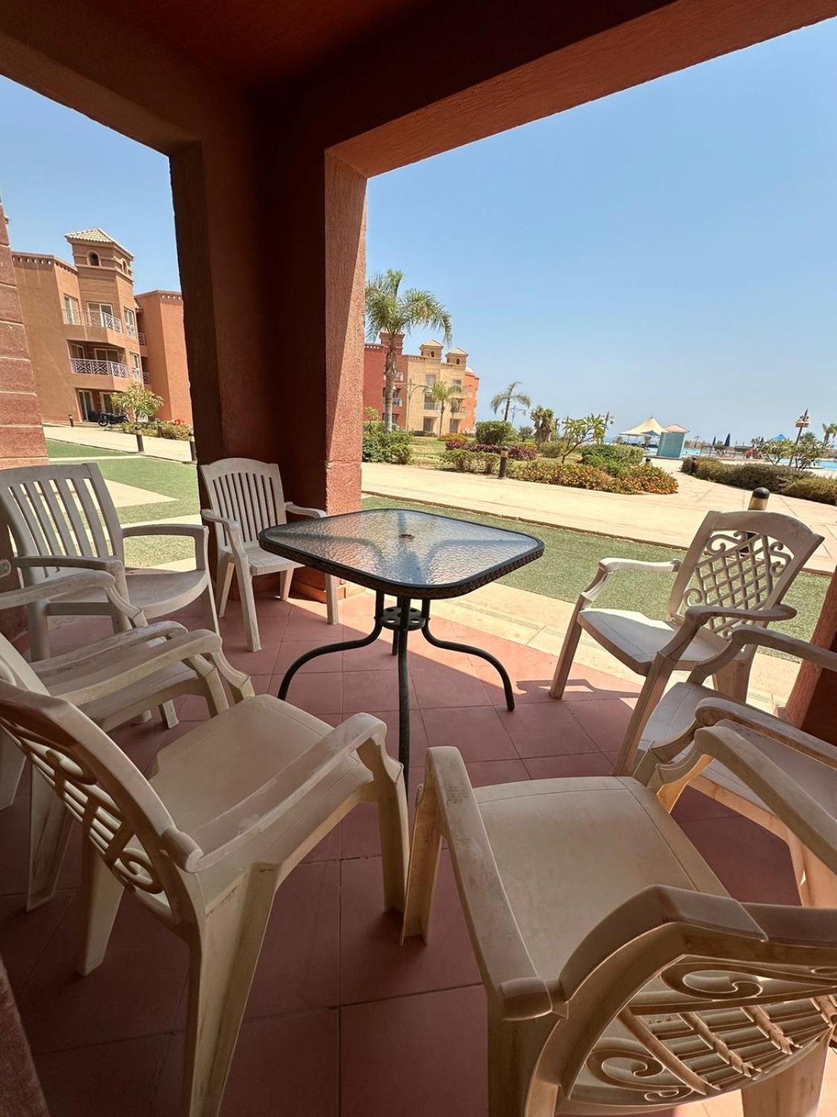 Porto Sokna Water Front Ground Floor Family Only Villa Ajn-Szuhna Kültér fotó